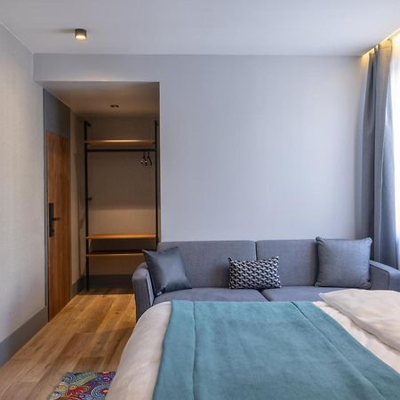 Hotel Square By Margo Pristina Eksteriør bilde